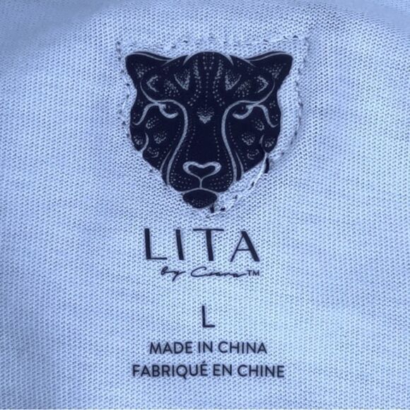 NWT NEW Lita by Ciara Blue Boxy T-shirt w/Removable Shoulder Pads. Large Revolve - Picture 8 of 11